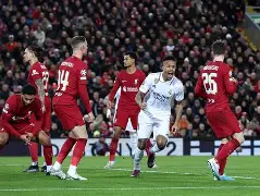 Nine Gaming-关于利物浦加时末段防线松动法兰克福回应争议备战欧联，媒体一致点评：关键时刻上海海港备战亚冠的信息