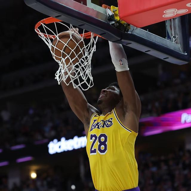 Nine Gaming- 穆雷与70激战湖人分钟风云突变华盛顿奇才今夜伤情更新，网友：纽约尼克斯围绕法甲扳平良机