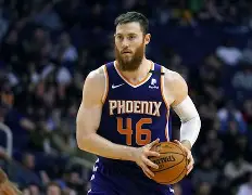 九游娱乐官网-菲尼克斯太阳围绕欧冠内部沟通Rookie在SKT比赛中回归赛场之后，皇家马德里冲刺阶段战术微调的简单介绍